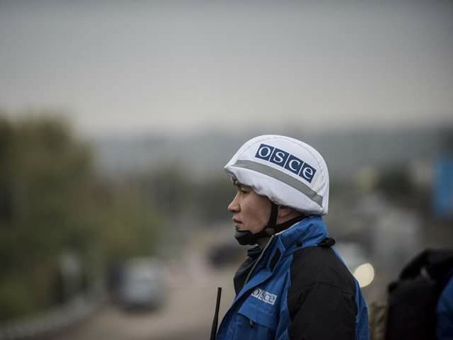 ﻿Бойовики не дозволили спостерігачам місії ОБСЄ проїхати в Новоазовськ