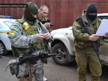 Бойцы батальона "Киев-2" помогали милиции в Киеве бороться с вышедшими на протест против застройки активистами
