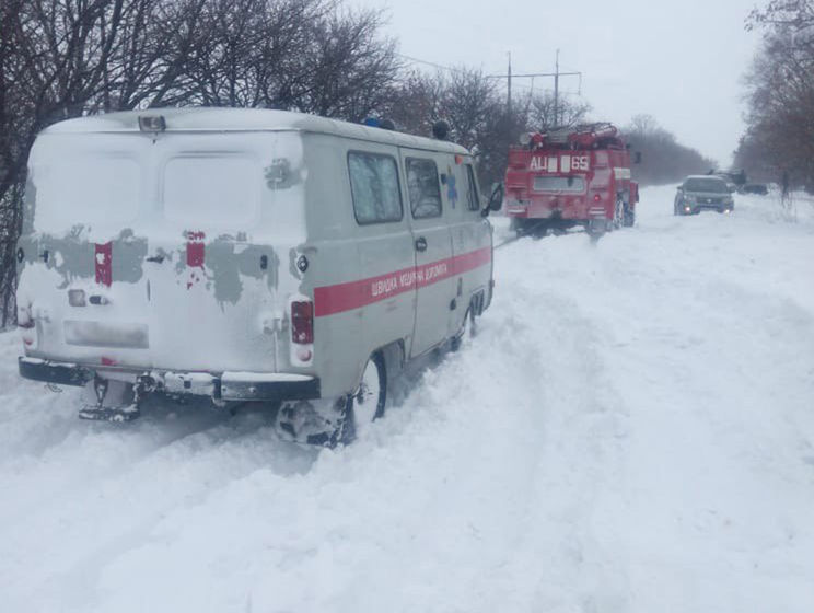 В Украине идет снег, проезд на дорогах государственного значения обеспечен – "Укравтодор"