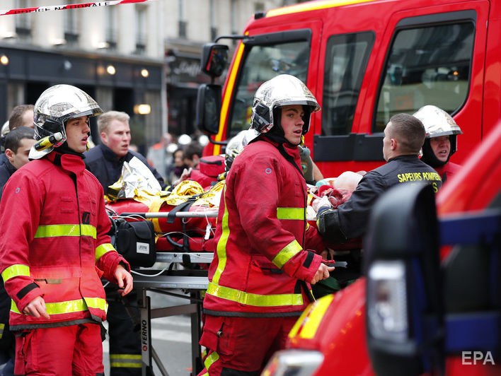 ﻿Унаслідок вибуху в центрі Парижа постраждало 20 осіб – двоє у критичному стані