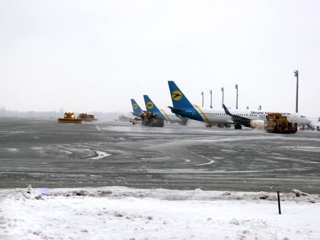 ﻿У Борисполі вимушено приземлився літак з українцями, які летіли з Єгипту