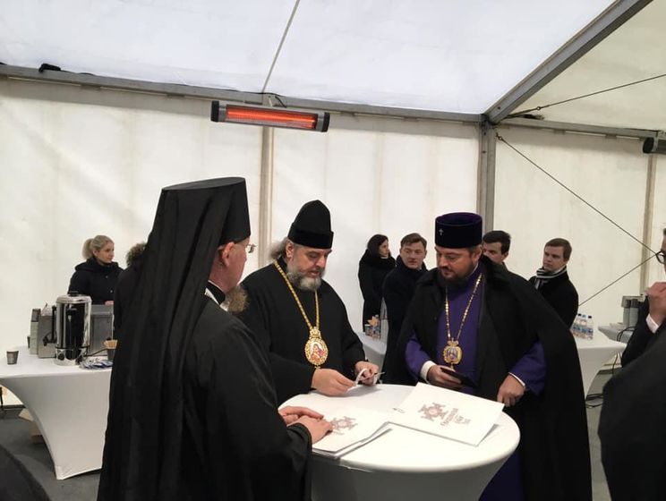 Порошенко наградил орденами двух митрополитов УПЦ МП, которые перешли в ПЦУ