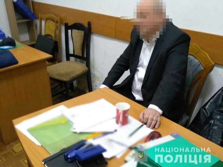 Во Львове на взятке задержали начальника отдела Госаудитслужбы