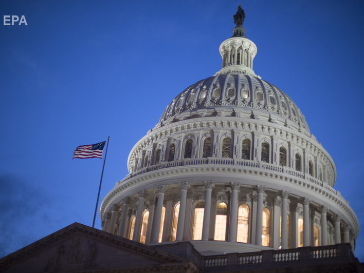 Палата представителей Конгресса США приняла резолюцию против снятия санкций с компаний Дерипаски