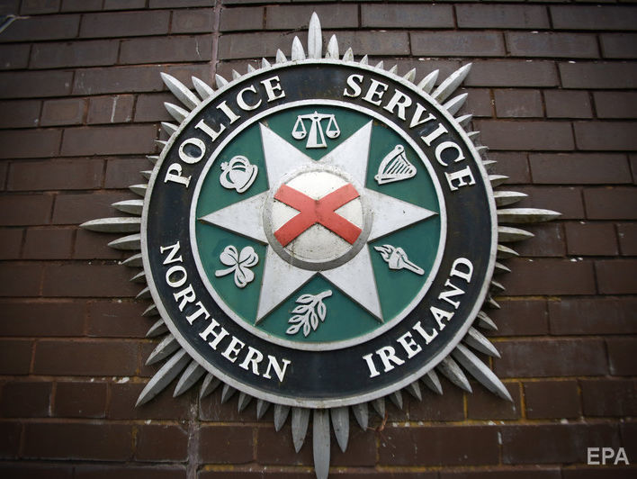 В Северной Ирландии взорвали автомобиль возле здания суда. Полиция задержала четверых подозреваемых