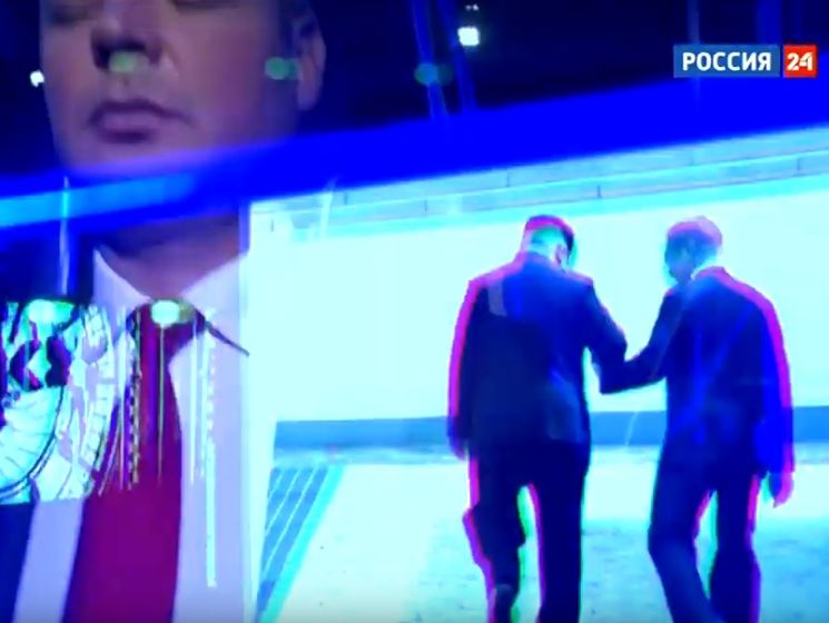 Бывший оператор "России 24": Оформление студии разрабатывалось ведущими психологами, чтобы воздействовать на телезрителей на уровне подсознания