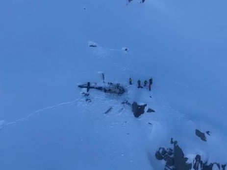 В Италии столкнулись вертолет и самолет, есть погибшие