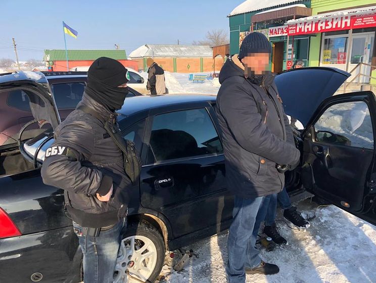 В Харьковской области СБУ задержала на взятке подполковника полиции