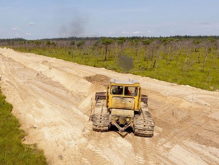 В Беларуси прокладывают военные дороги к границе с Украиной