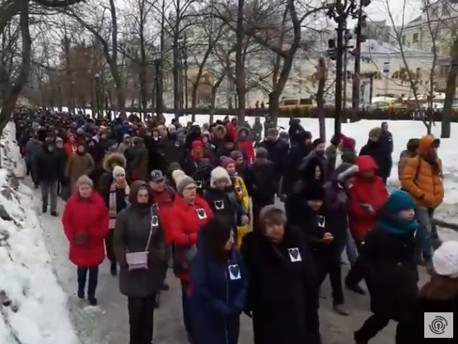 У Росії відбулася акція "Марш материнського гніву" проти політичних репресій
