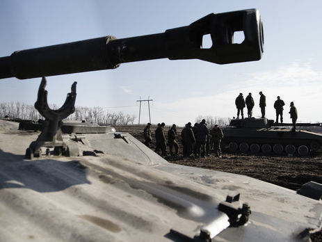 Боевики за сутки 12 раз открывали огонь на Донбассе, ранен украинский военный – штаб операции Объединенных сил