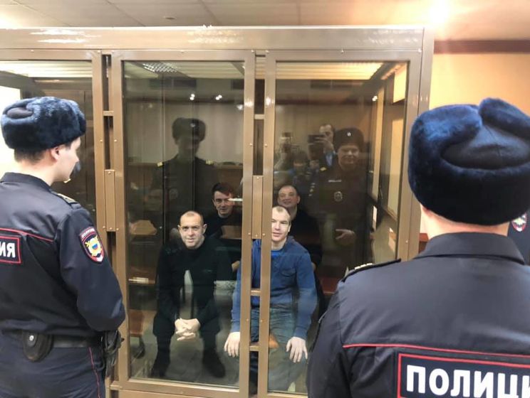 Мосгорсуд оставил в СИЗО "Лефортово" до конца апреля третью четверку украинских моряков