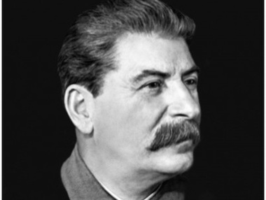 Соцопрос: 57% россиян не считают Сталина государственным преступником