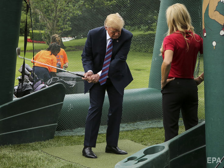 Трамп потратил $50 тыс. на замену в Белом доме симулятора игры в гольф – СМИ