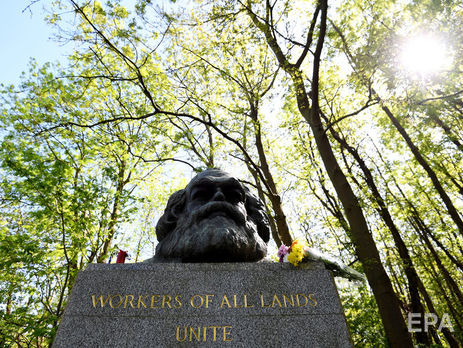У Лондоні осквернили могилу Карла Маркса