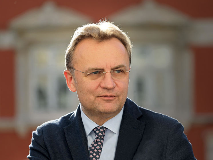 Садовый снял свою кандидатуру на пост президента в пользу Гриценко