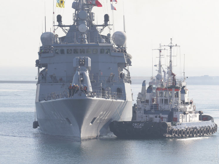 В порт Одессы с дружественным визитом зашли два корабля ВМС Турции