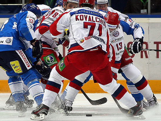 Команда США обыграла сборную России на Чемпионате мира по хоккею