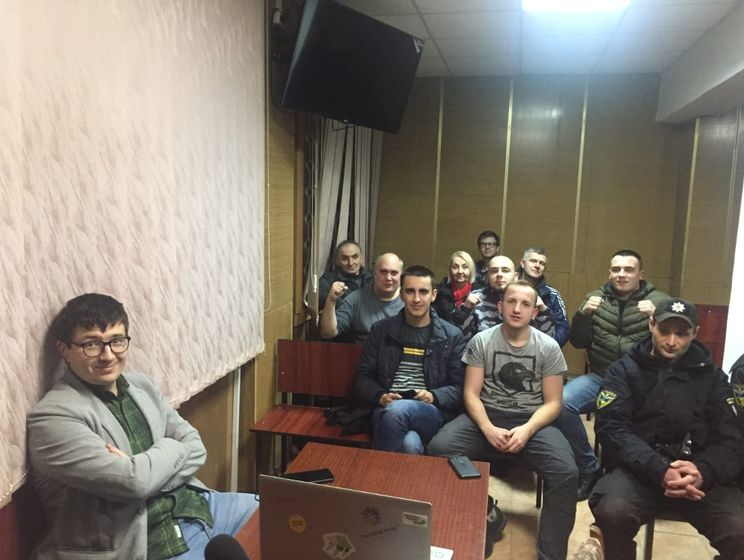 Суд оставил под стражей фигурантов дела об убийстве журналиста Сергиенко