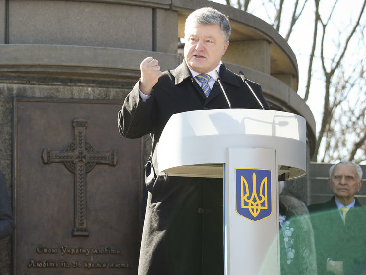 Порошенко: Шевченко – наша українська духовна зброя, так само необхідна, як танки і гармати