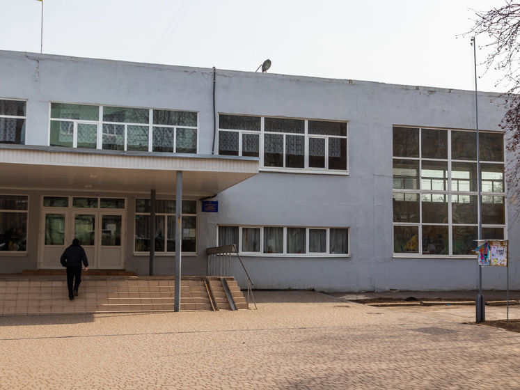 У школі №112 у Дніпрі на тиждень зупинили навчальний процес через госпіталізацію учнів