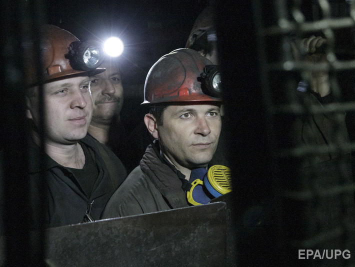 Боевики "ДНР" сообщили, что в Донецке обесточены две шахты, под землей оказались более 950 горняков