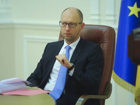 Яценюк: За счет бюджетной децентрализации местные власти получат дополнительно около 40 млрд грн