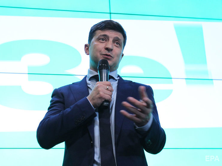 ﻿Зеленський пообіцяв винести на референдум питання входження України в НАТО