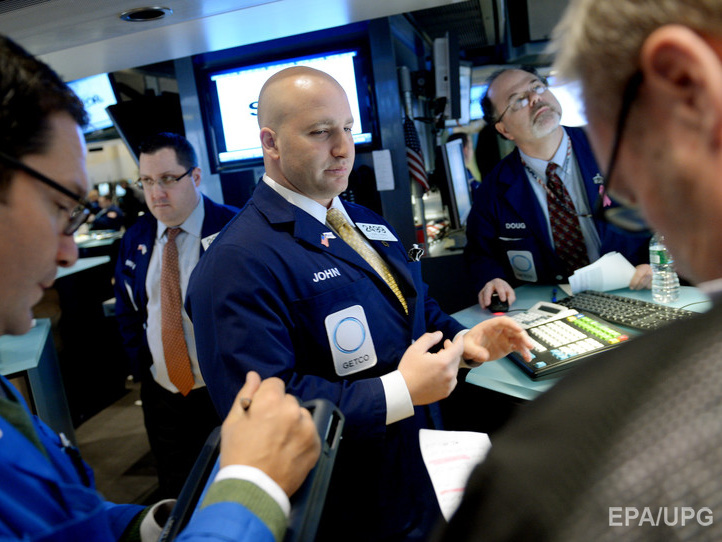 Bloomberg: После ввода Грецией ограничений банки Европы потеряли более чем €50 млрд