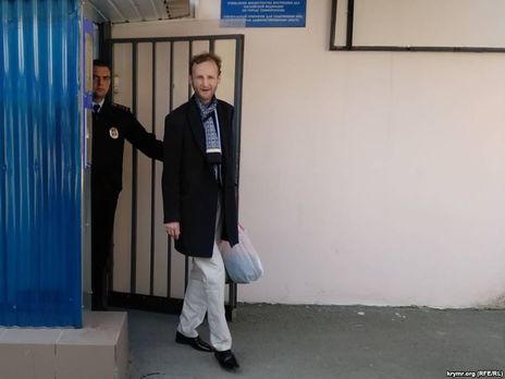 Обвиненный в употреблении наркотиков оппозиционный ялтинский журналист Гайворонский вышел из-под ареста