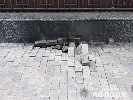У посольства РФ в Киеве произошел взрыв, причиной стал разрыв высоковольтного кабеля