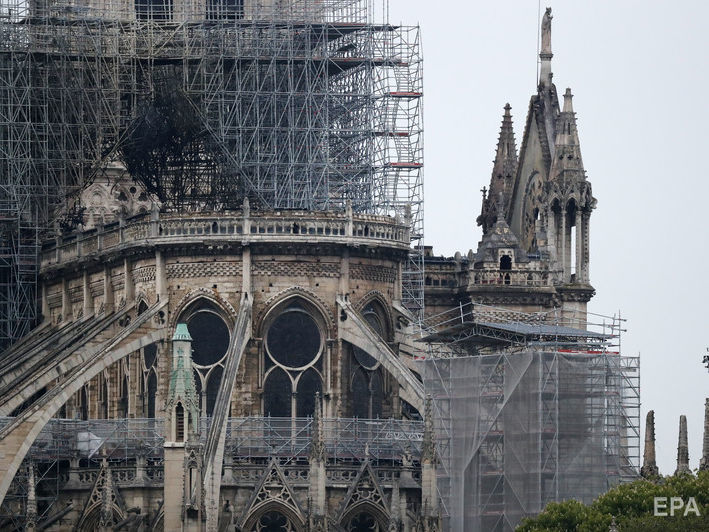 LVMH и семья Арно пожертвуют €200 млн на реконструкцию собора Парижской Богоматери