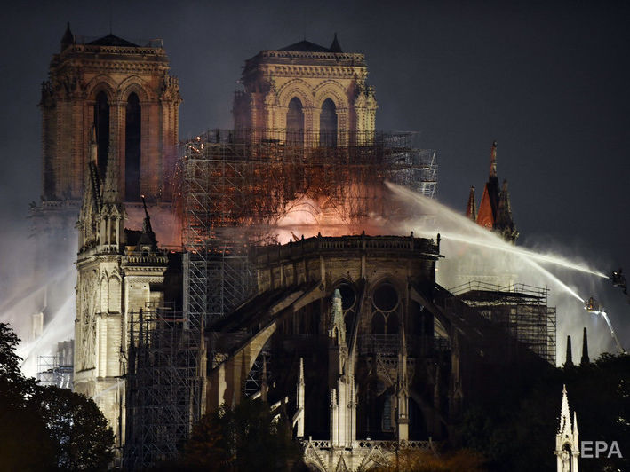 На восстановление собора Парижской Богоматери могут понадобиться десятилетия – архитектор Кельнского собора