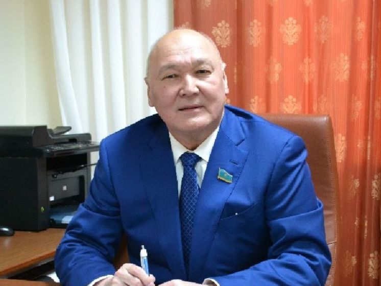 В Казахстане ЦИК не допустила к выборам президента ректора университета, не сдавшего экзамен по казахскому