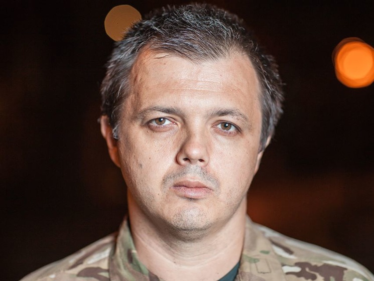 Семенченко: Дело по Иловайску, где в боях погибли сотни украинских военных, передадут в суд 15 августа