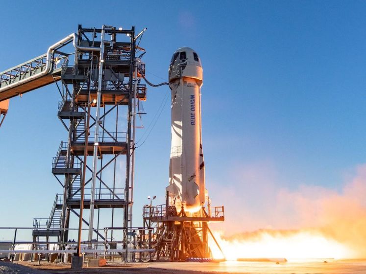 Американская компания Blue Origin успешно испытала суборбитальную ракету