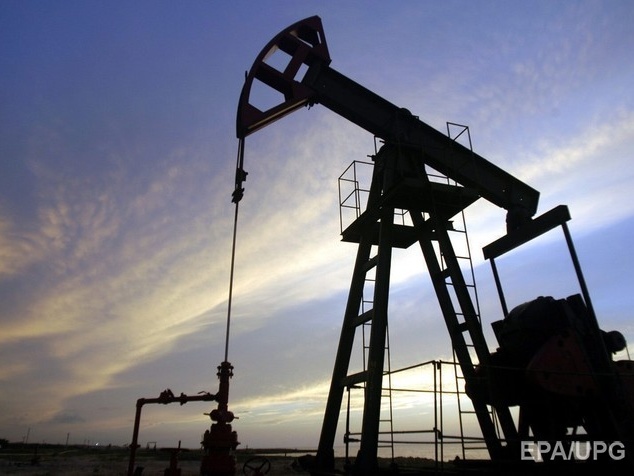 Всемирный банк прогнозирует падение цен на нефть на $10 в 2016 году
