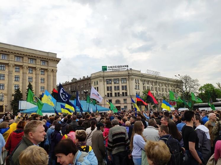 В Харькове активисты устроили митинг против сноса волонтерской палатки