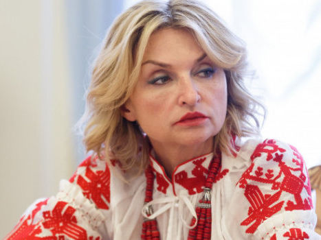 Ирина Луценко объявила об уходе с поста представителя президента в Раде
