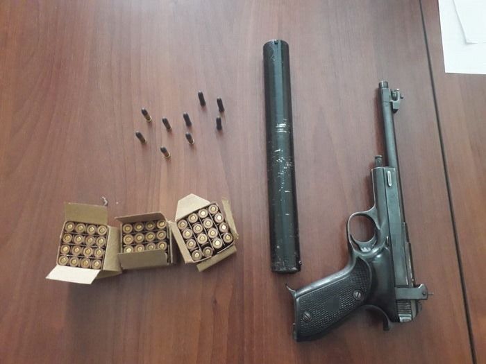 ﻿У Полтаві СБУ затримала торговця зброєю, який продавав пістолет, із якого раніше вбили бізнесмена