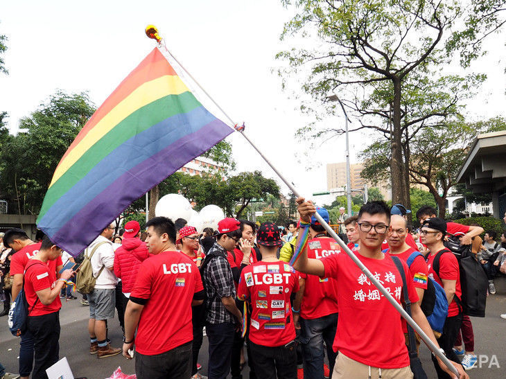 ﻿На Тайвані легалізували одностатеві шлюби