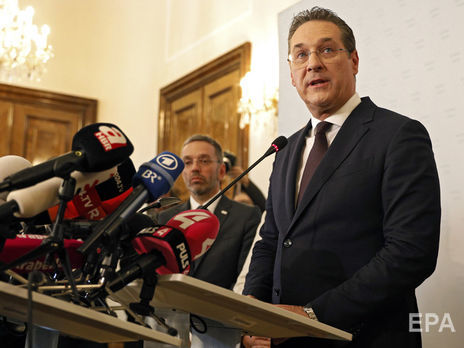 ﻿Лідер австрійських ультраправих Штрахе подав у відставку з поста віце-канцлера після опублікування скандального відео