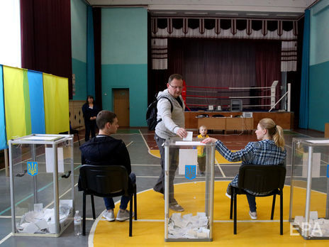 ﻿Кандидати у президенти України витратили під час виборчої кампанії понад 1,7 млрд грн. Інфографіка