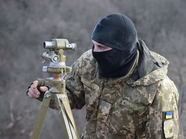 На Донбассе ранение получили трое украинских военнослужащих – штаб операции Объединенных сил
