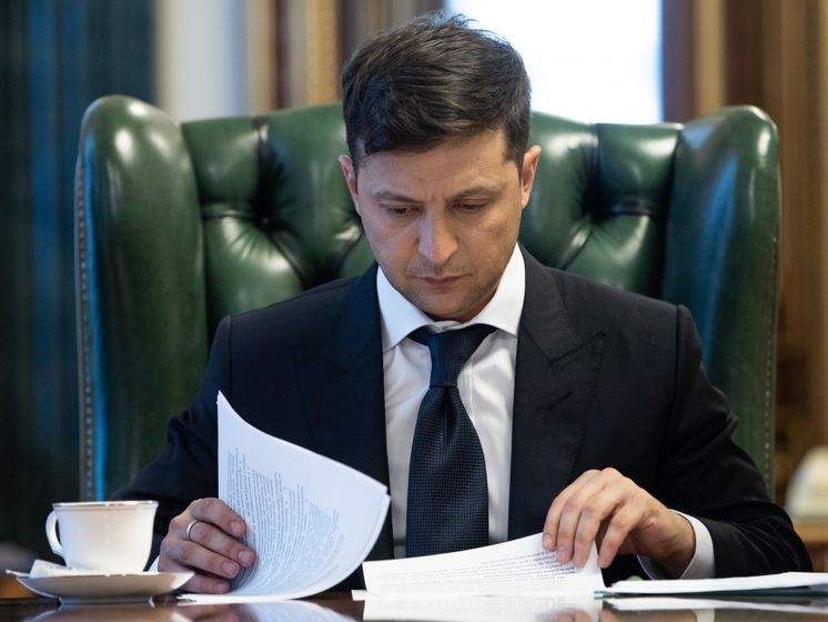 Вступил в силу указ Зеленского о роспуске Рады и внеочередных выборах в парламент 21 июля
