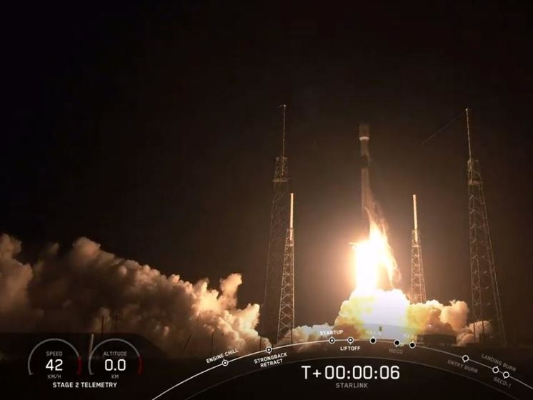 SpaceX запустила ракету Falcon 9 с 60 спутниками