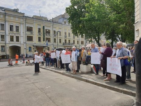 В Киеве проходит митинг в поддержку Филарета