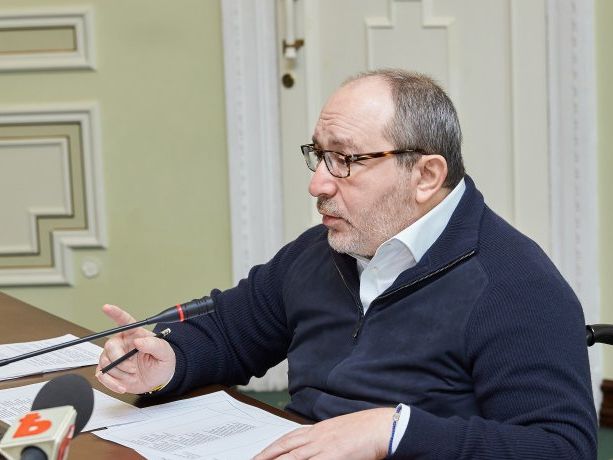 Полтавский апелляционный суд отложил рассмотрение дела Кернеса из-за его неявки на заседание