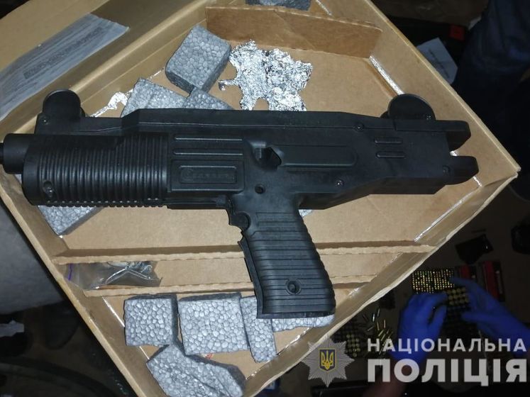 В Днепропетровской области продавали оружие через запрещенную в Украине соцсеть – полиция