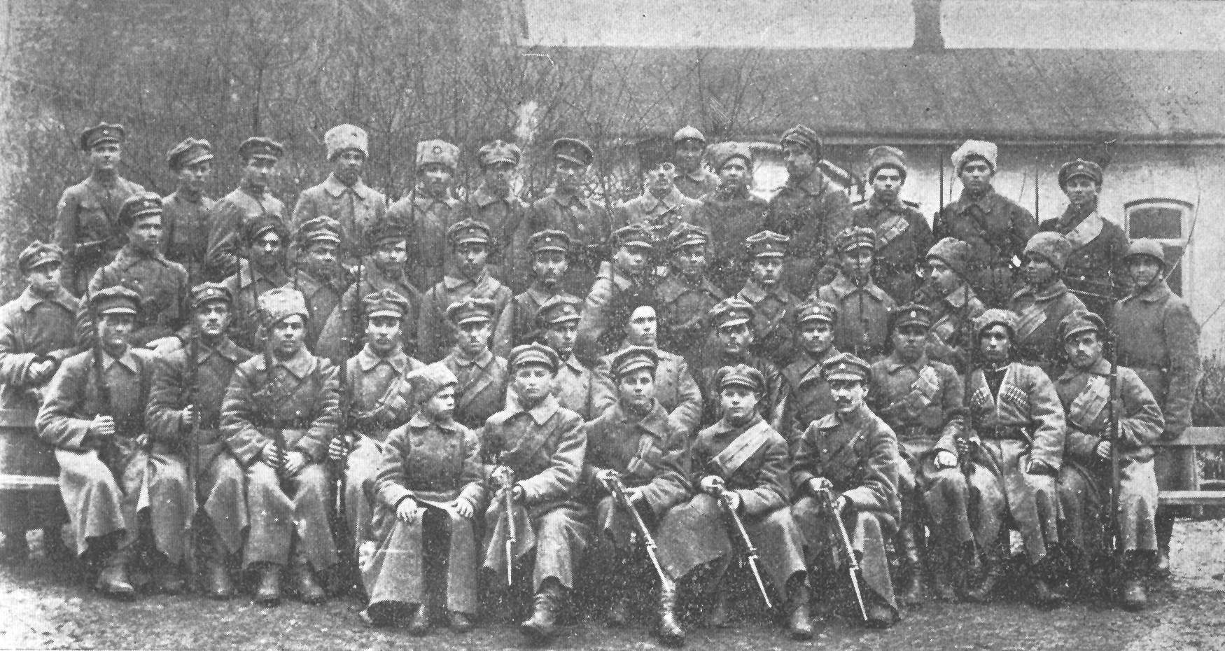 Сотня Сечевых Стрельцов, которые охраняли правительство Украины в 1918 году